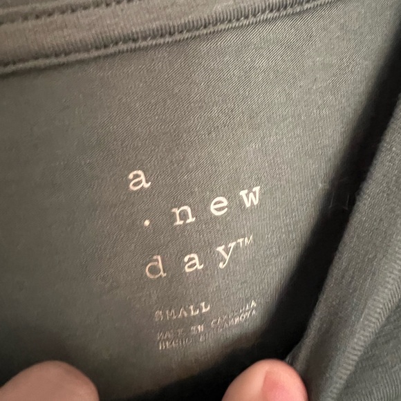 Tie Wrap Dress - Picture 3 of 5